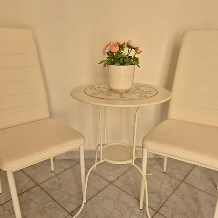 A Casa Di Nonna Apartment